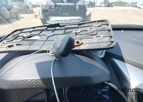 2013 Hyundai Veloster Base W/Gray from USA, damaged, VIN KMHTC6AD8DUO84703